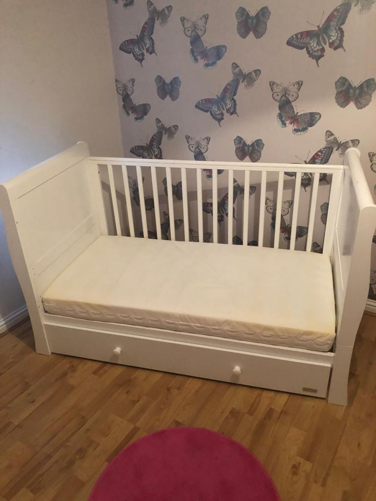 bonito bebe cot bed